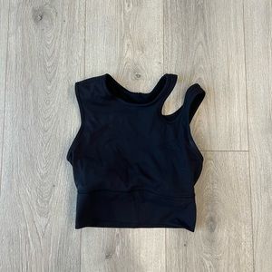 Black lulu lemon top